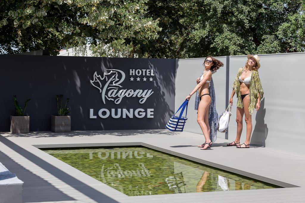 Hotel Pagony Wellness Nyíregyháza Kültér fotó